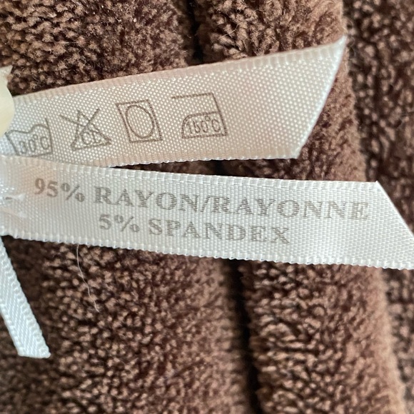 Jo & Co Jeans // Ribbed long sleeve tee - Picture 3 of 4